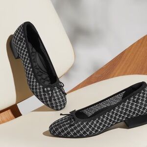 VIVAIA Bianca Round Toe Bow Tie Detail Low Block Heel Black White US 11 EU 43